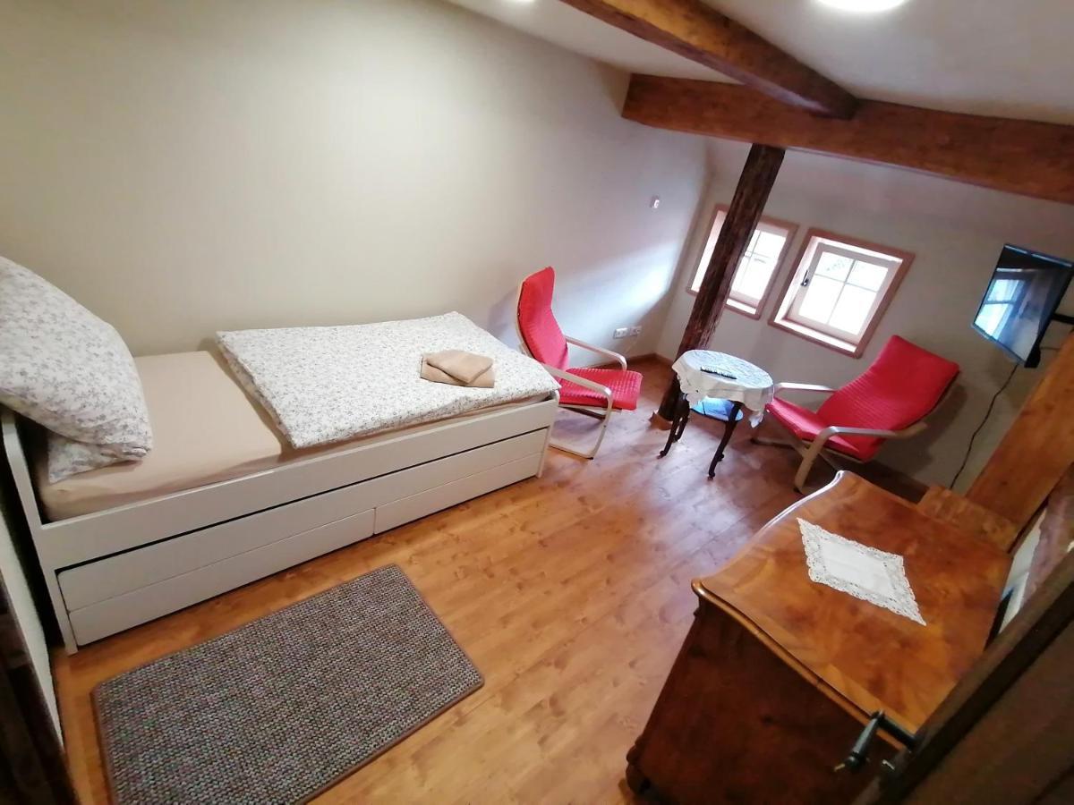 Pferdehof Am Burgsberg, Ferienzimmer, Monteurzimmer Seifhennersdorf Екстер'єр фото